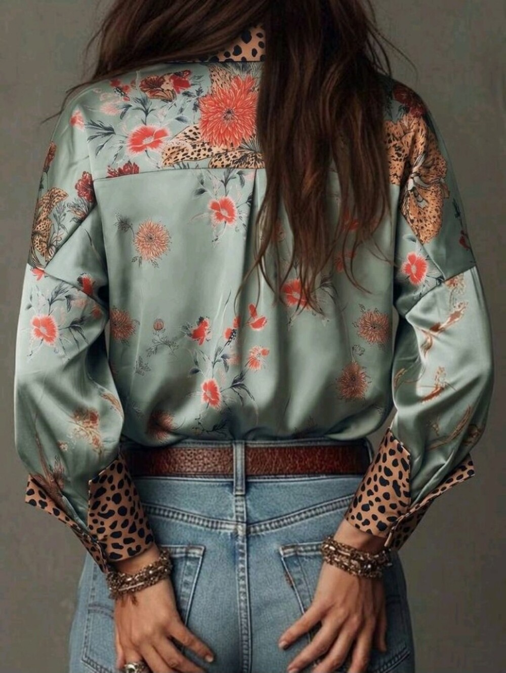 Women's Printed Blouse With Leopard Print Cuff Design,Fashionable Elegant Casual - Picture 3 of 6